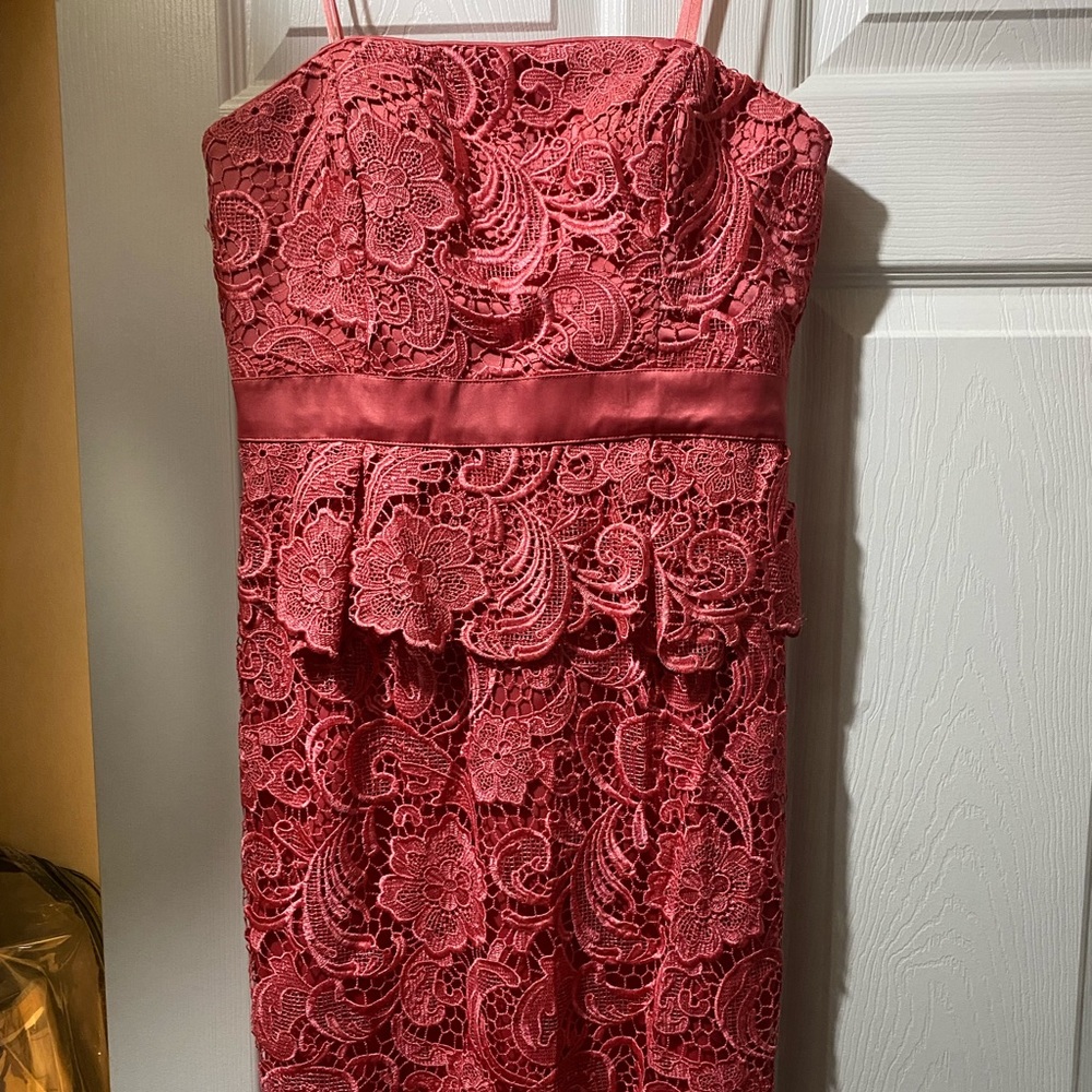 Size 4 pink cache short dress.